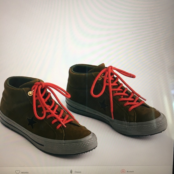 Converse high top sneakers/.  New - Picture 11 of 11